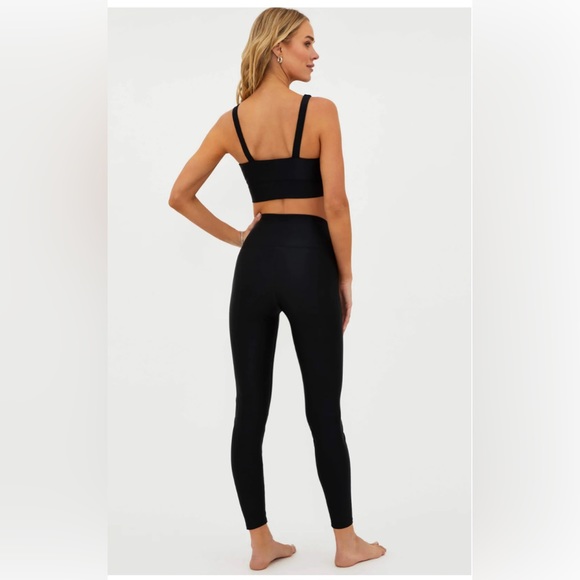 Beach Riot Piper Legging textured, Small, $108 - Picture 3 of 9